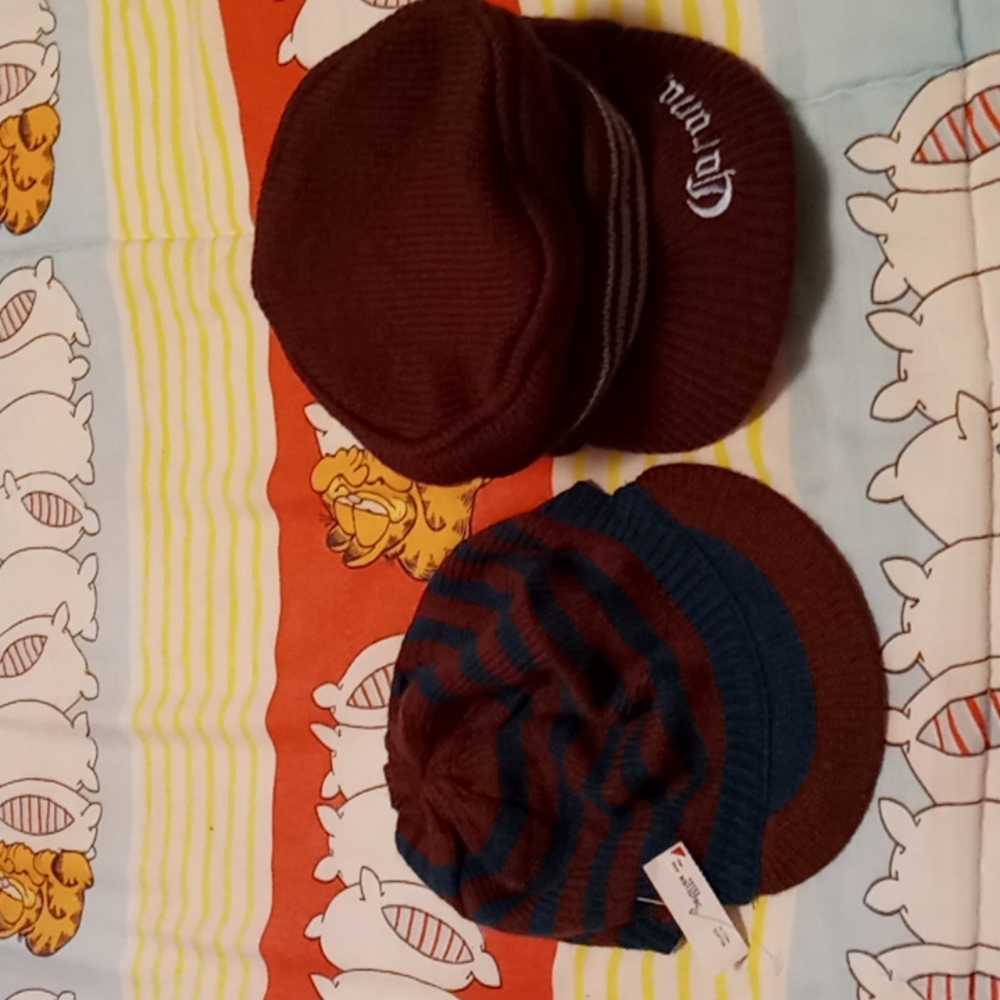 Bundle of 2, NWT,Super Cute, Soft, Knit, Lady's, Caps💕